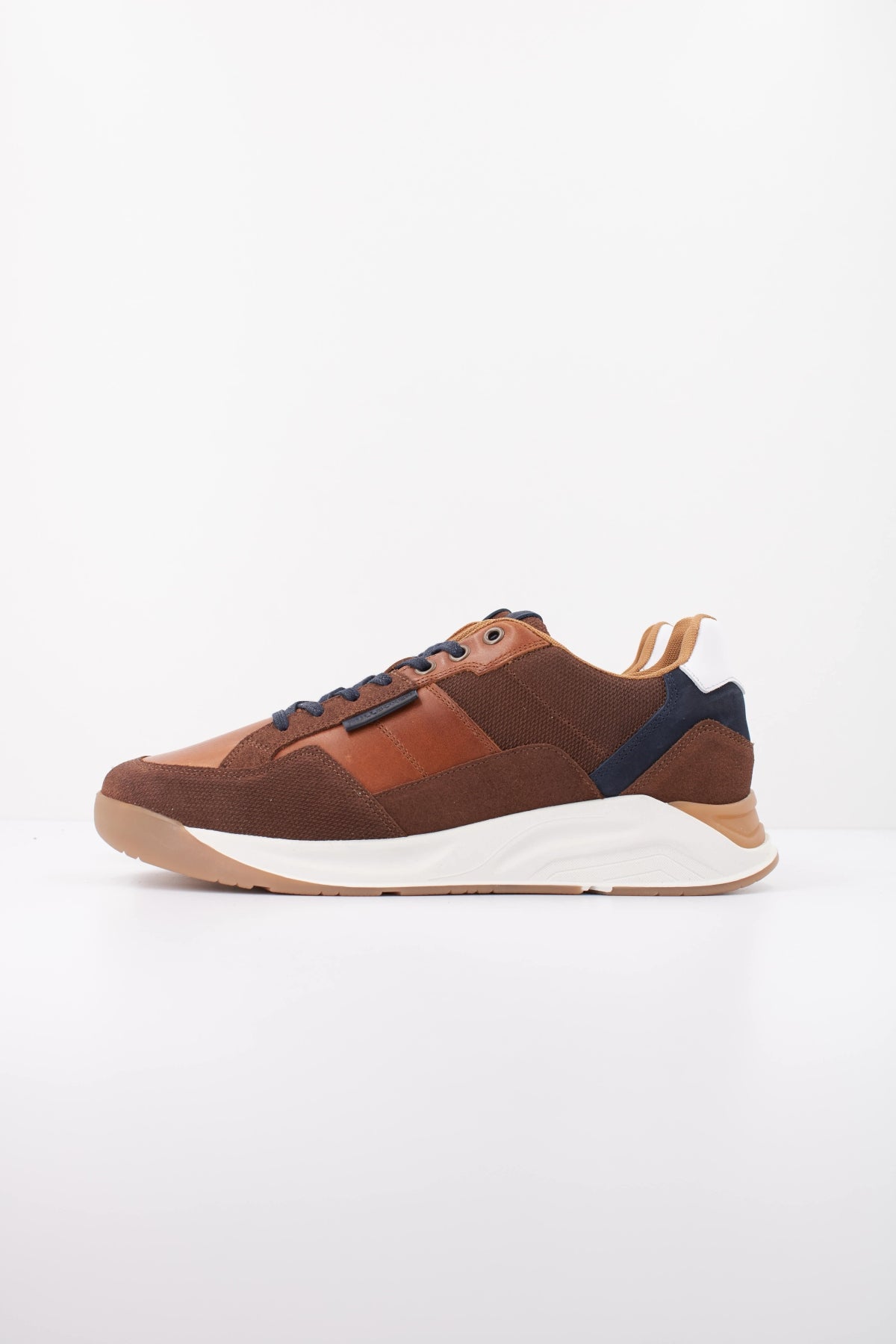 BULLBOXER CITY RUNNER CI en color MARRON (1)