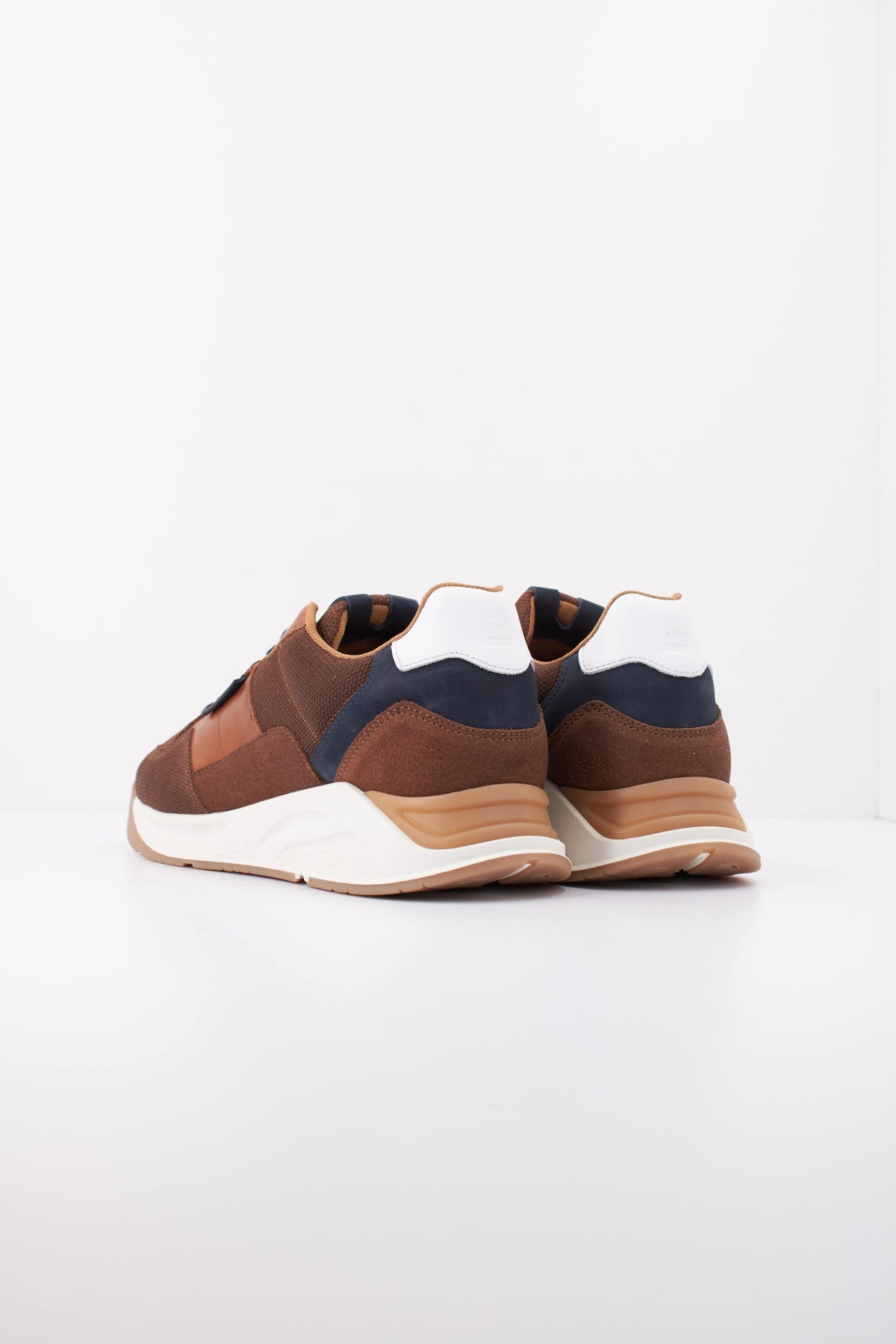 BULLBOXER CITY RUNNER CI en color MARRON (4)