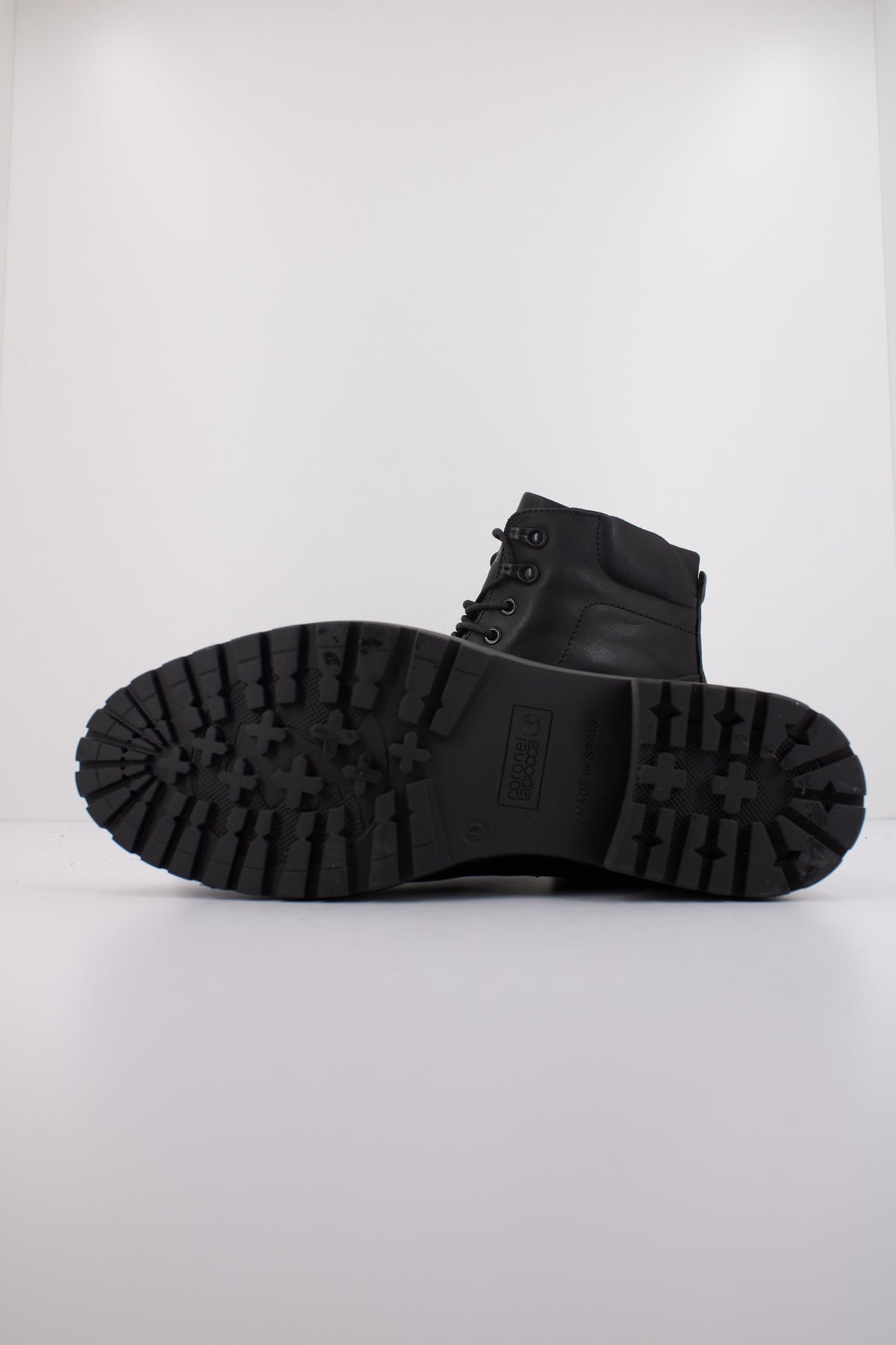 CORONEL TAPIOCCA C en color NEGRO (5)