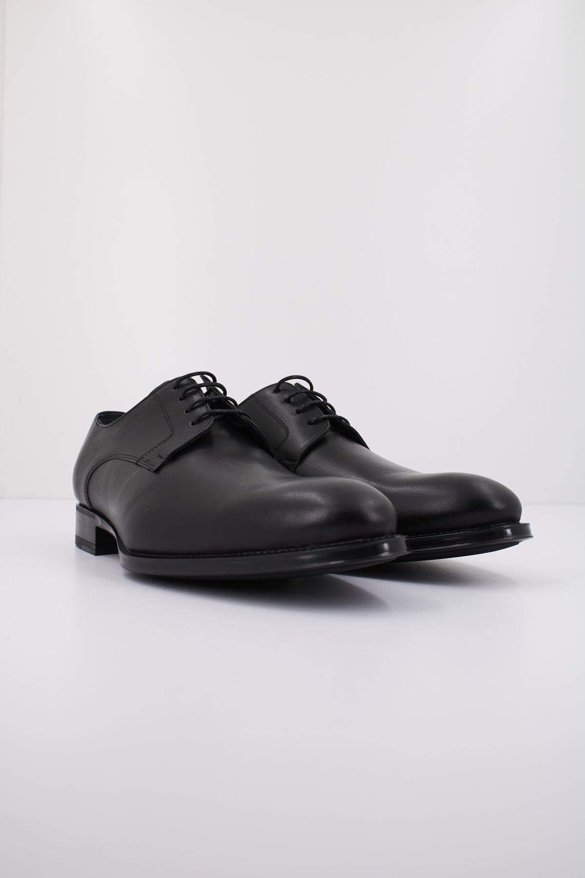 EMIREY E- en color NEGRO (2)