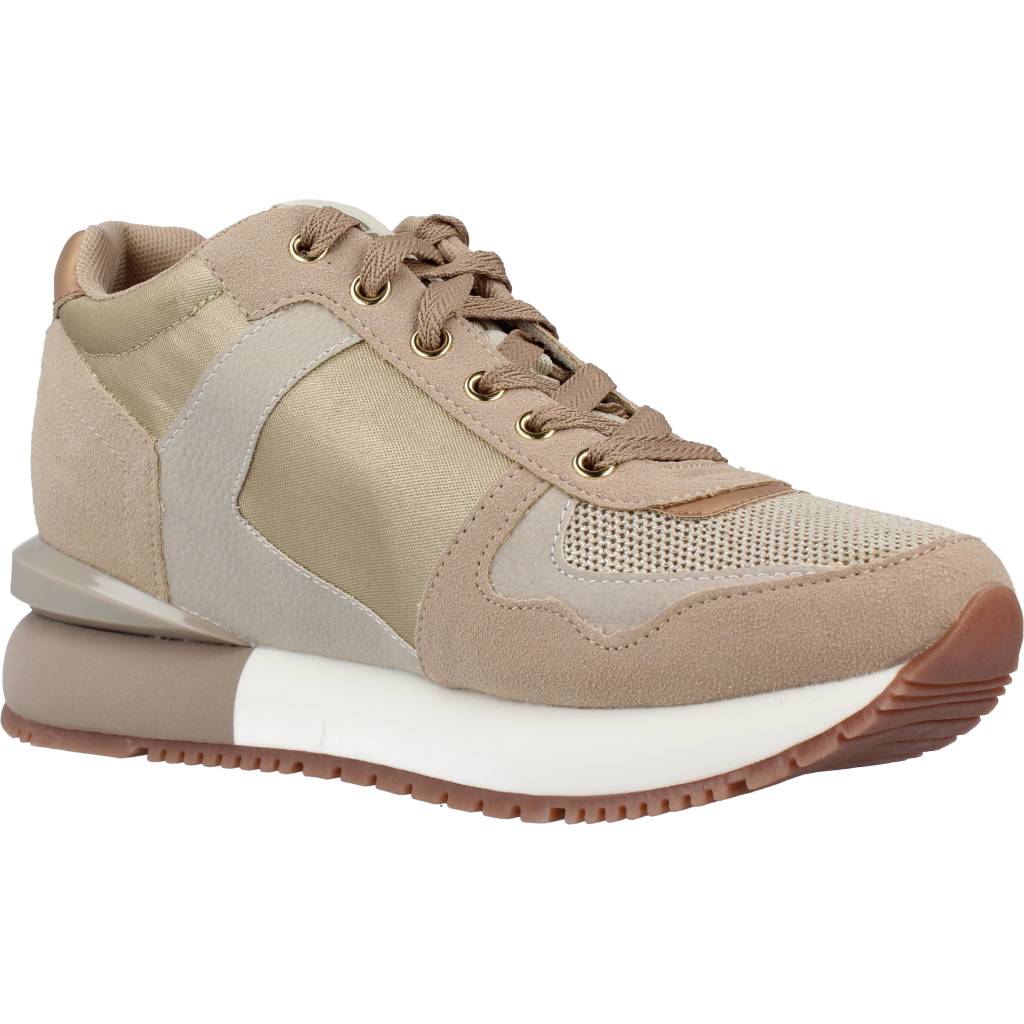 GIOSEPPO GIRST en color ORO (5)