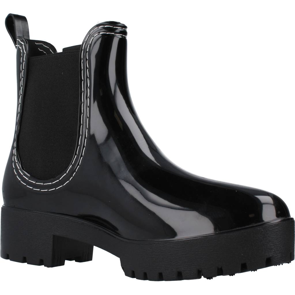 GIOSEPPO SOMBREVILLE en color NEGRO (5)