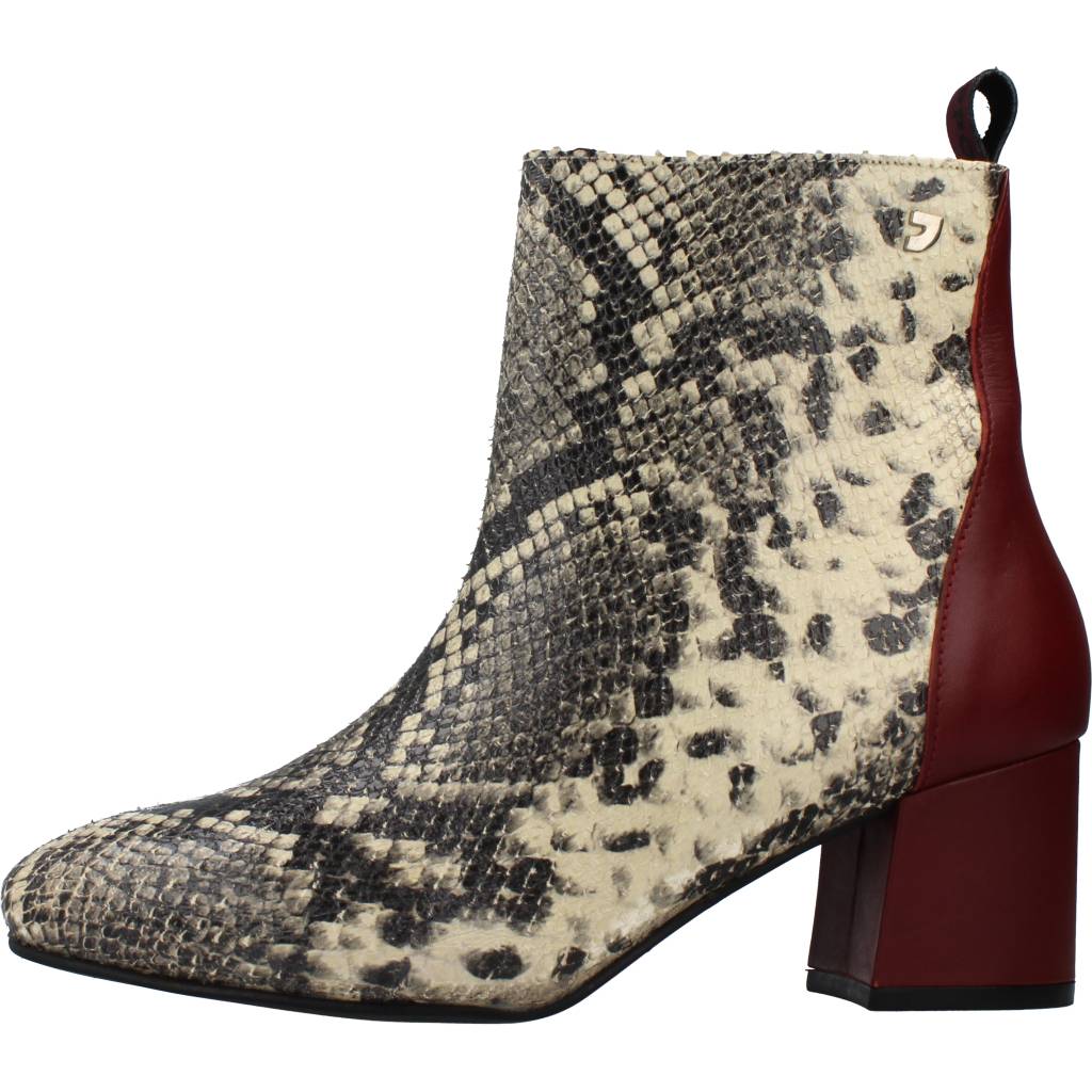 GIOSEPPO NEUBURG en color ANIMAL PRINT (2)