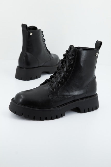 GIOSEPPO HESSENG en color NEGRO (1)