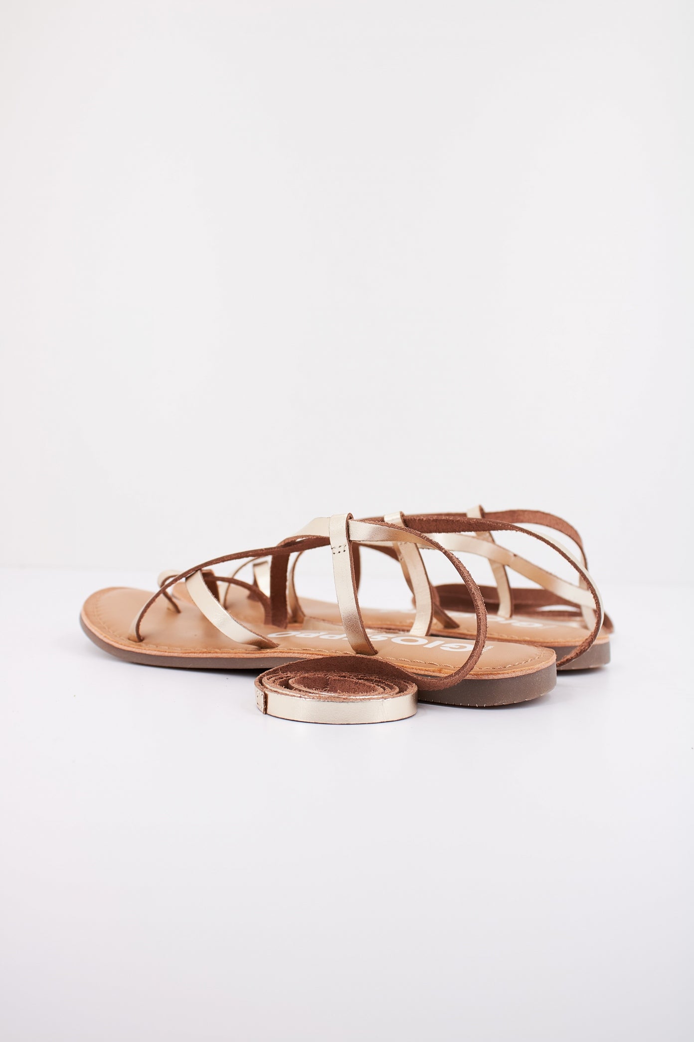 GIOSEPPO LUSSAT en color ORO (4)