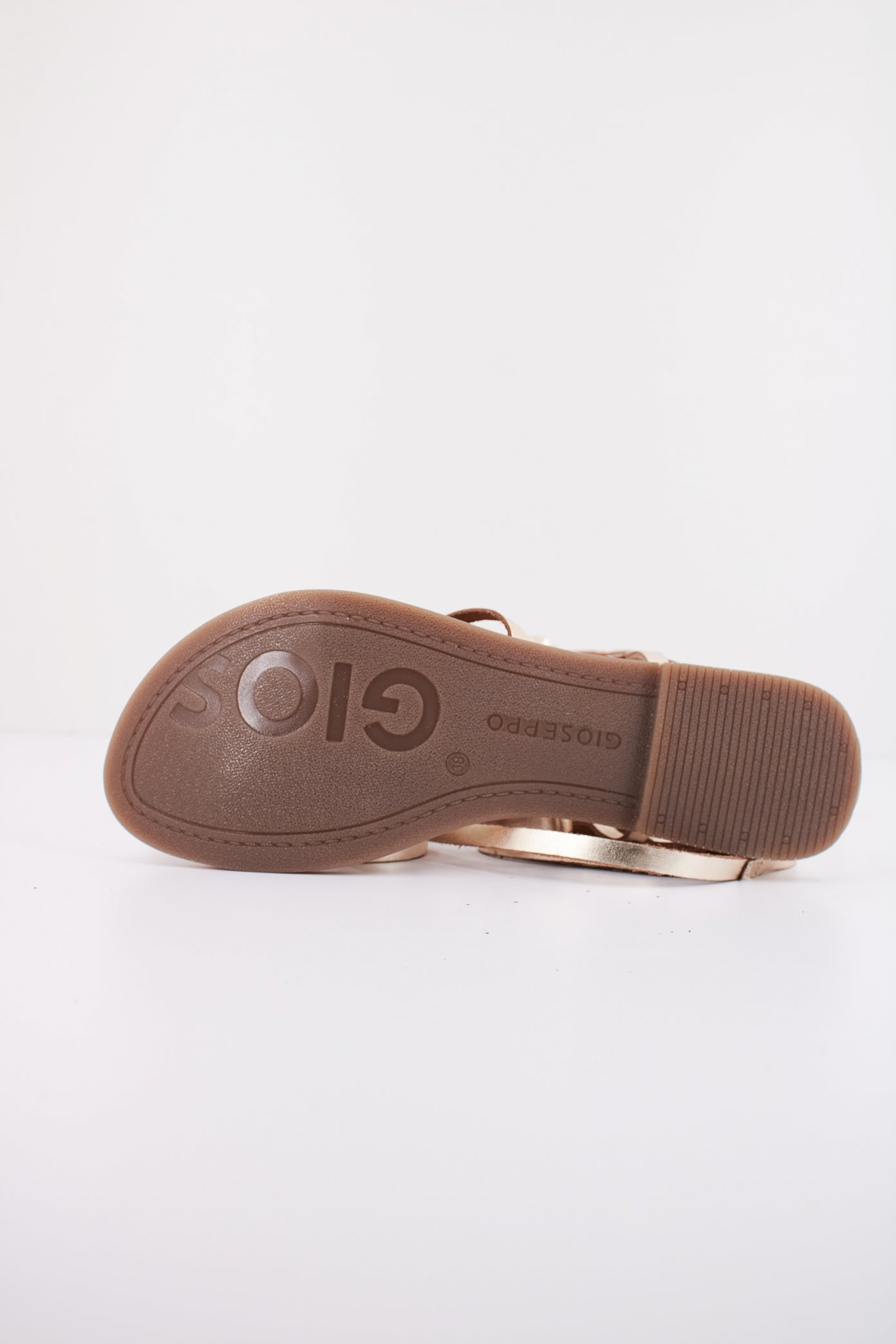 GIOSEPPO LUSSAT en color ORO (5)