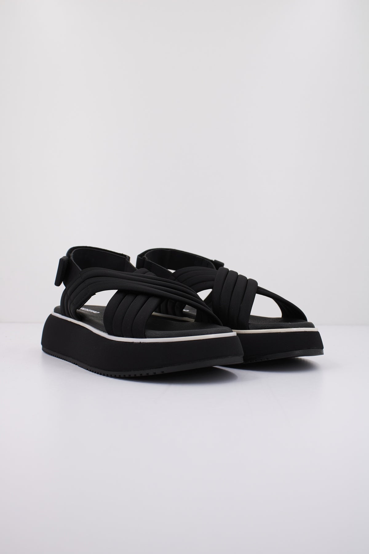 GIOSEPPO BRYHER en color NEGRO (2)