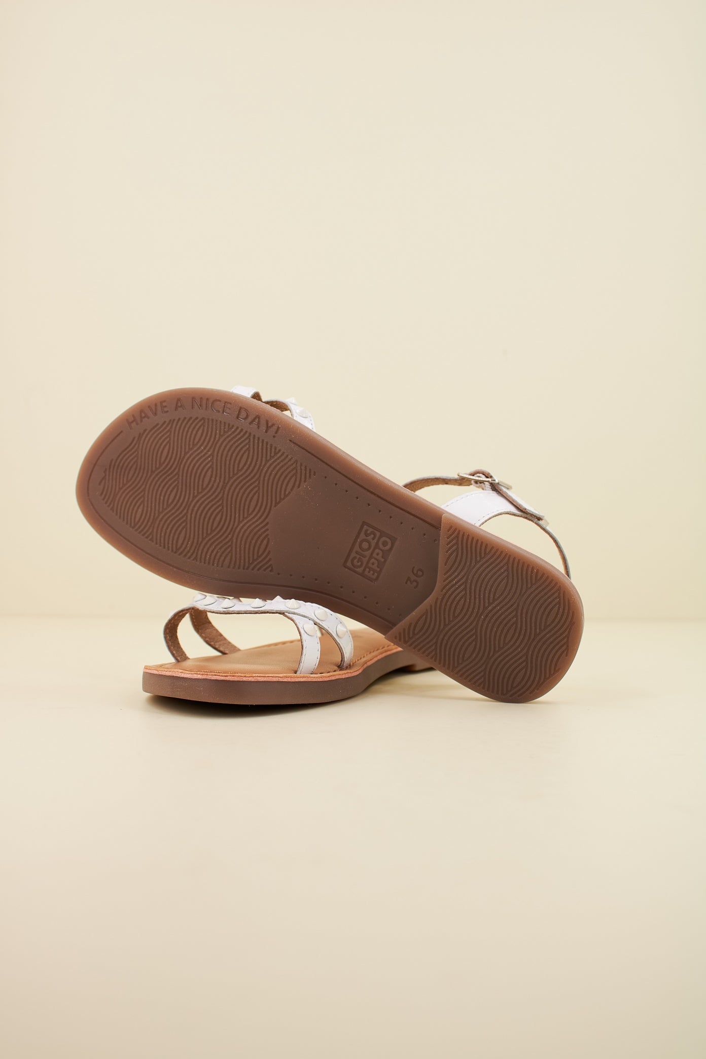 GIOSEPPO STIBB en color BLANCO (4)