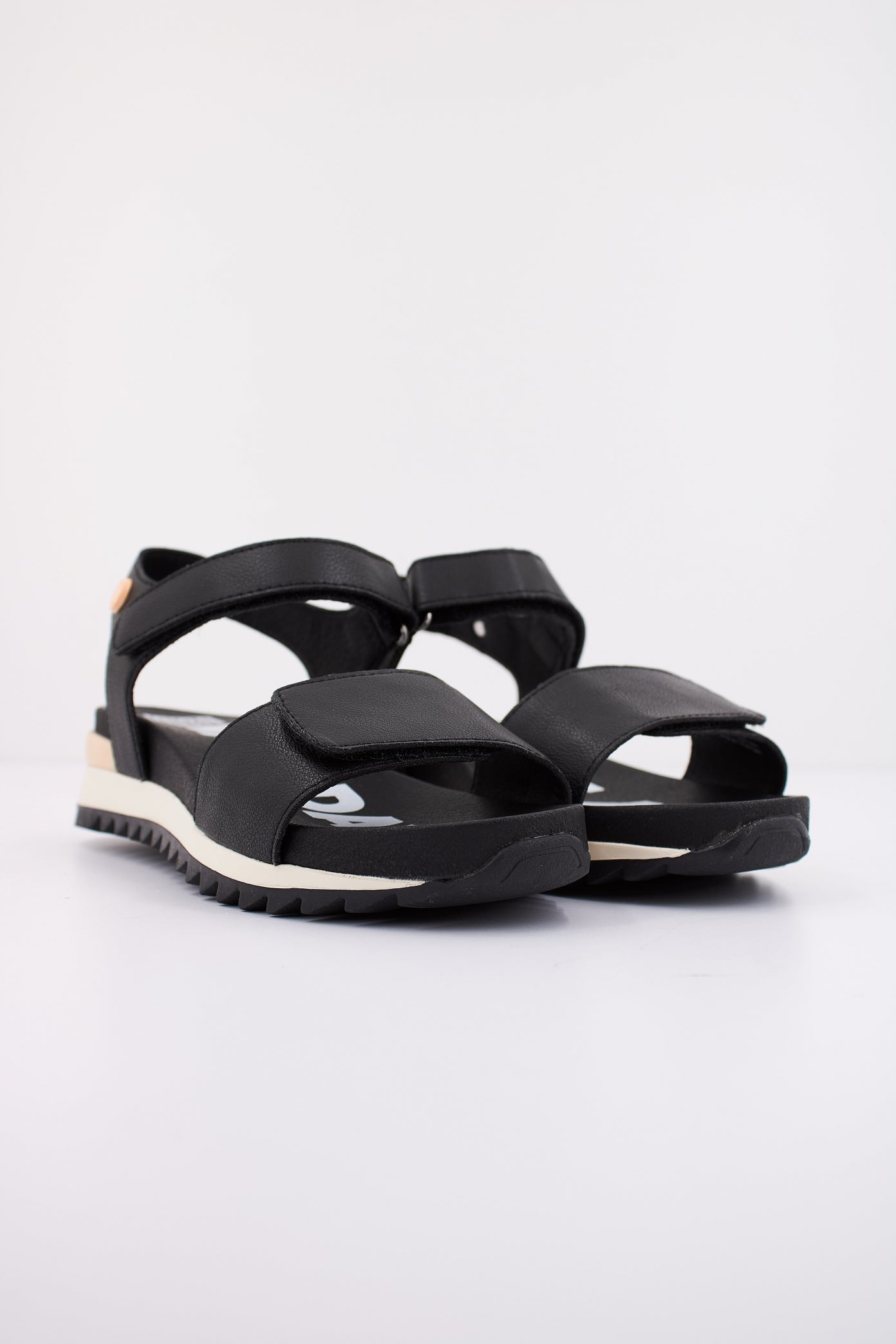 GIOSEPPO LOOE en color NEGRO (2)