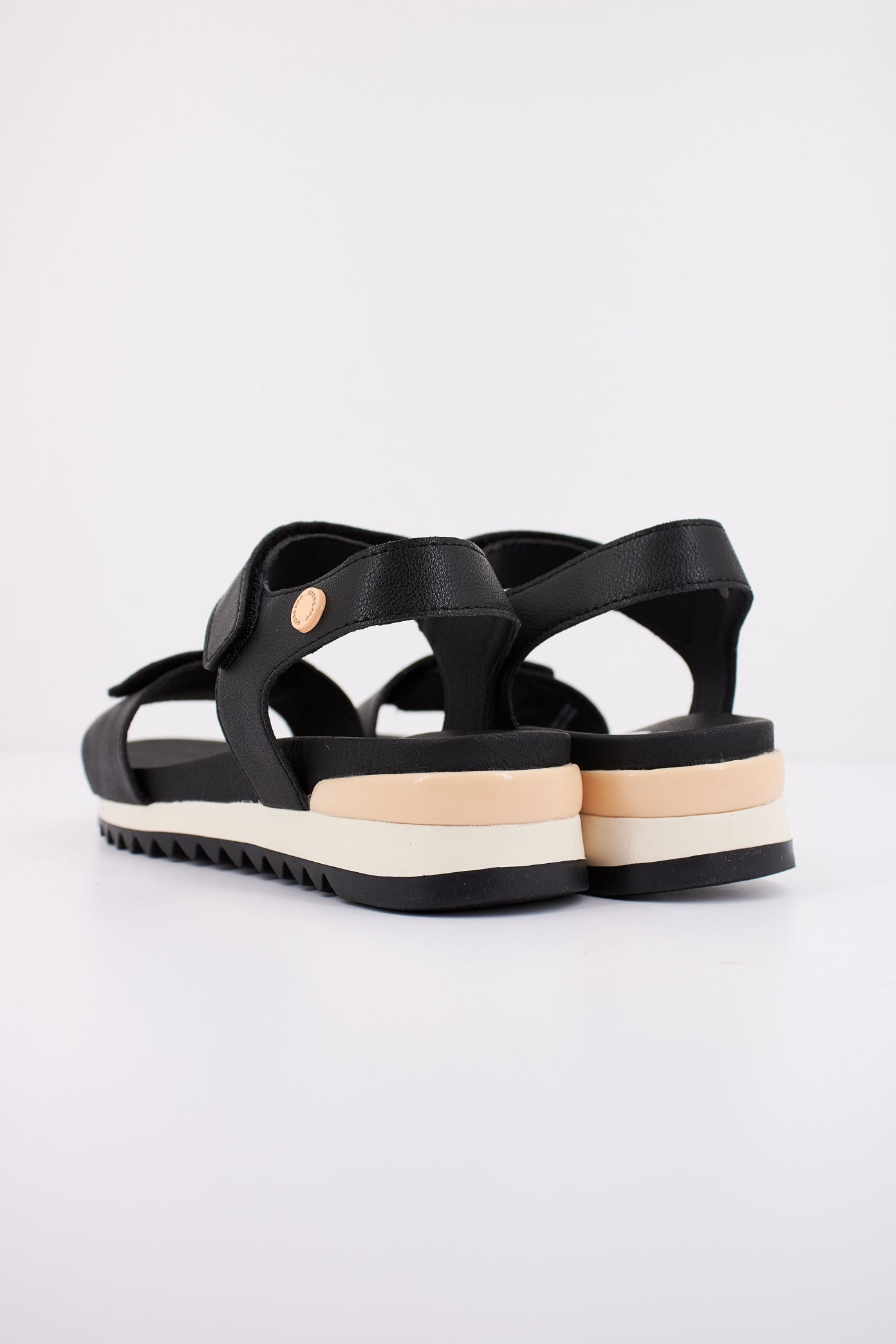 GIOSEPPO LOOE en color NEGRO (3)