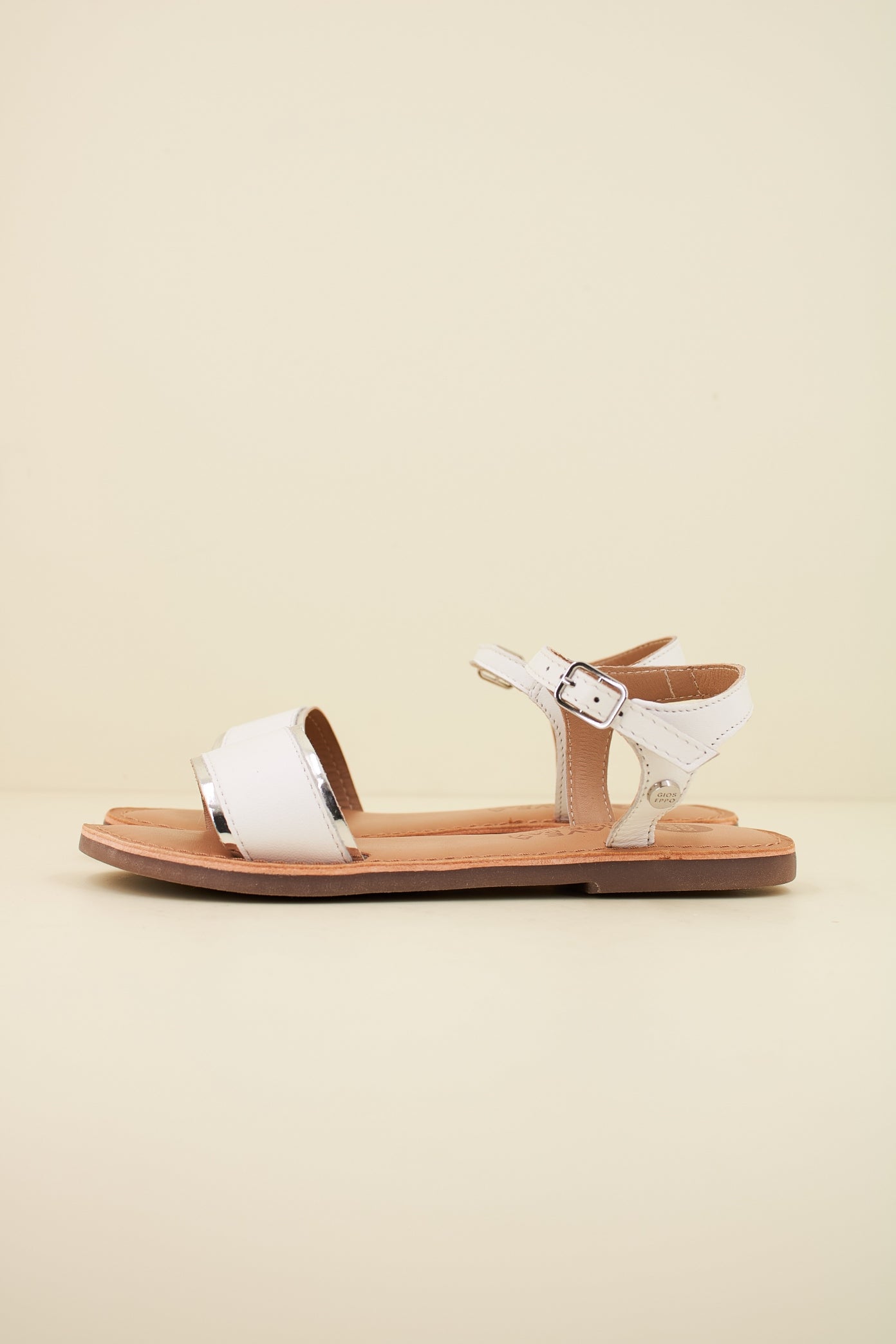 GIOSEPPO ISHEM en color BLANCO (1)