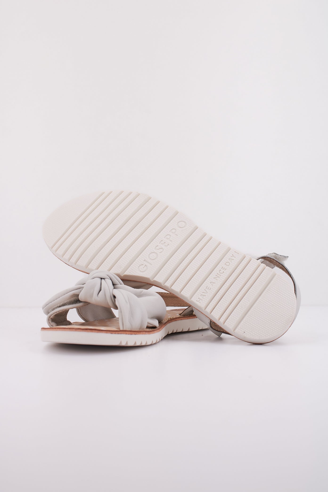 GIOSEPPO WAREHAM en color BLANCO (5)