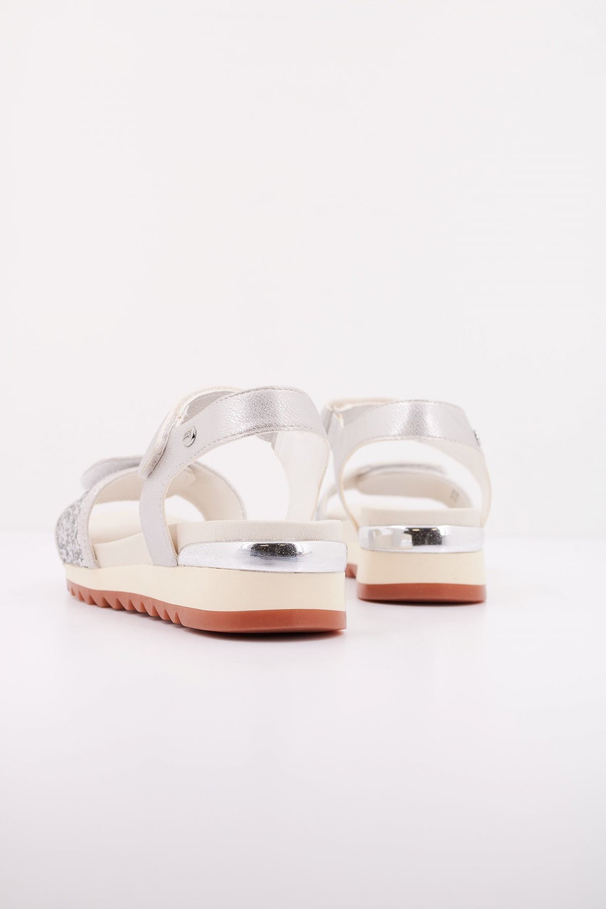 GIOSEPPO STOW en color PLATA (4)