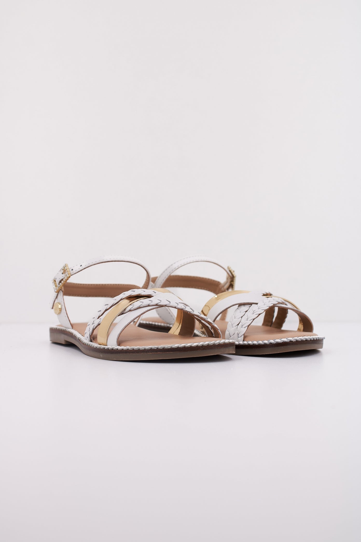 GIOSEPPO MEDARY en color BLANCO (2)