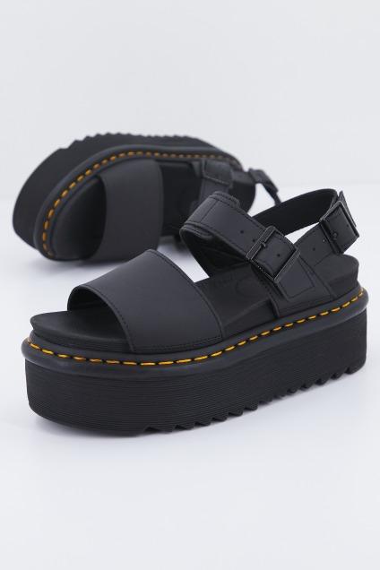DR. MARTENS VOSS QUAD HYDRO en color NEGRO (1)
