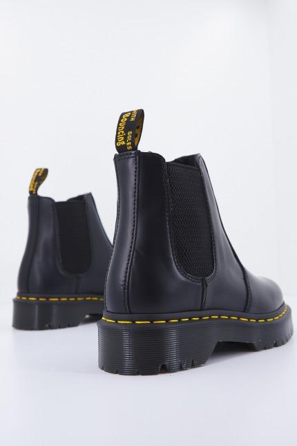 DR. MARTENS BEX BLACK SMOOTH en color NEGRO (3)