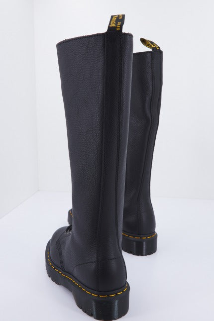 DR. MARTENS B BEX en color NEGRO (3)
