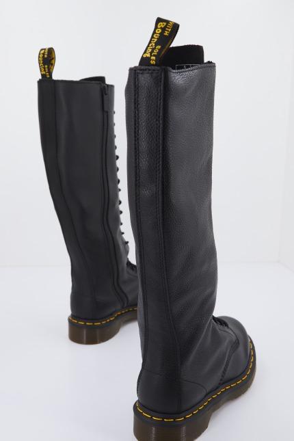 DR. MARTENS VIRGINIA en color NEGRO (3)