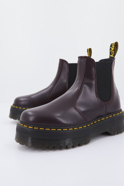 DR. MARTENS QUAD SMOOTH en color BURDEOS (1)