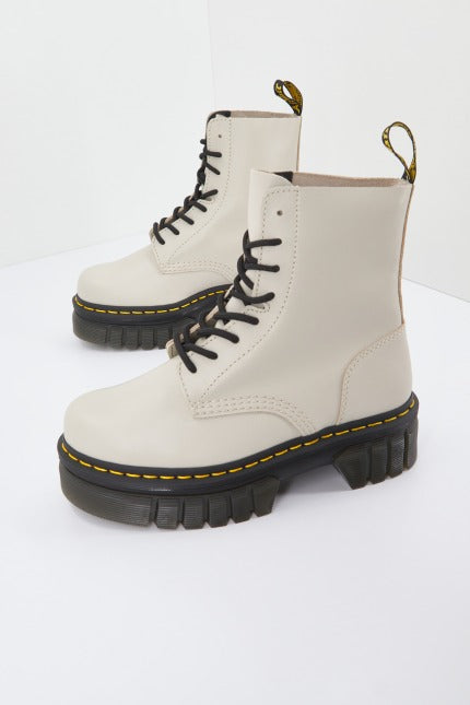 DR. MARTENS AUDRICK -EYE BOOT LUX en color BEIS (1)