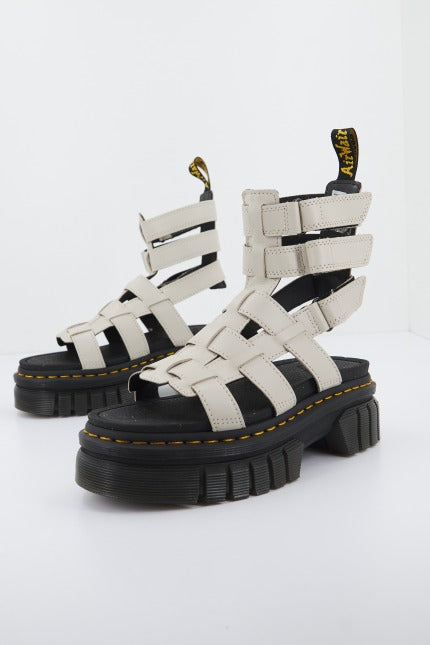 DR. MARTENS RICKI GLADIATOR LUX en color BEIS (1)