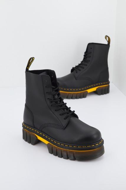 DR. MARTENS AUDRICK I BOOT en color NEGRO (1)