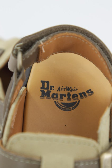 DR. MARTENS JORGE II PALE SUEDE CARRARRA en color VERDE (4)