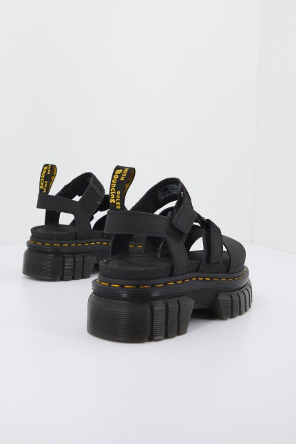 DR. MARTENS RICKI STRAP SANDAL TOU en color NEGRO (3)