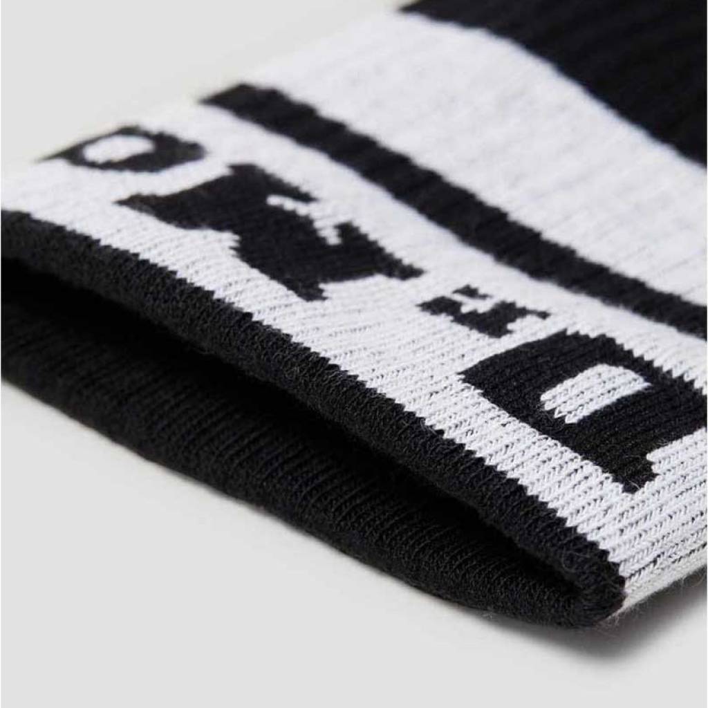 DR. MARTENS ATHLETIC LOGO SOCK en color NEGRO (3)