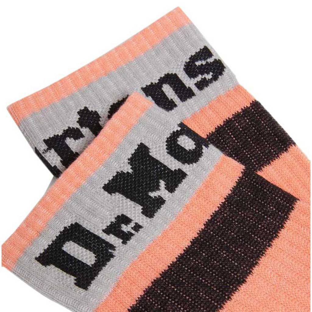 DR. MARTENS ATHLETIC LOGO SOCK en color NARANJA (1)