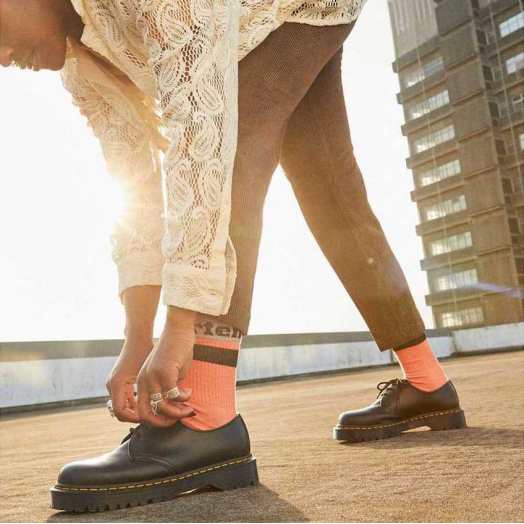 DR. MARTENS ATHLETIC LOGO SOCK en color NARANJA (4)