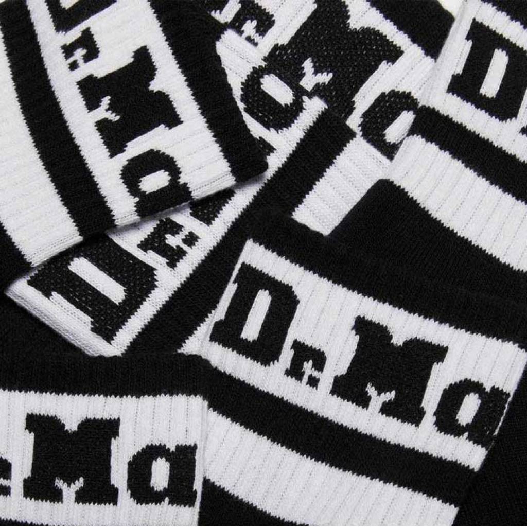 DR. MARTENS SHORT ATHLETIC PK SOCK en color NEGRO (1)