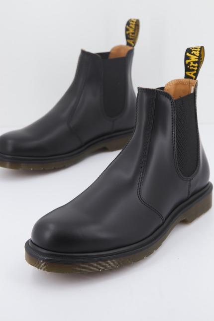 DR. MARTENS DM en color NEGRO (1)