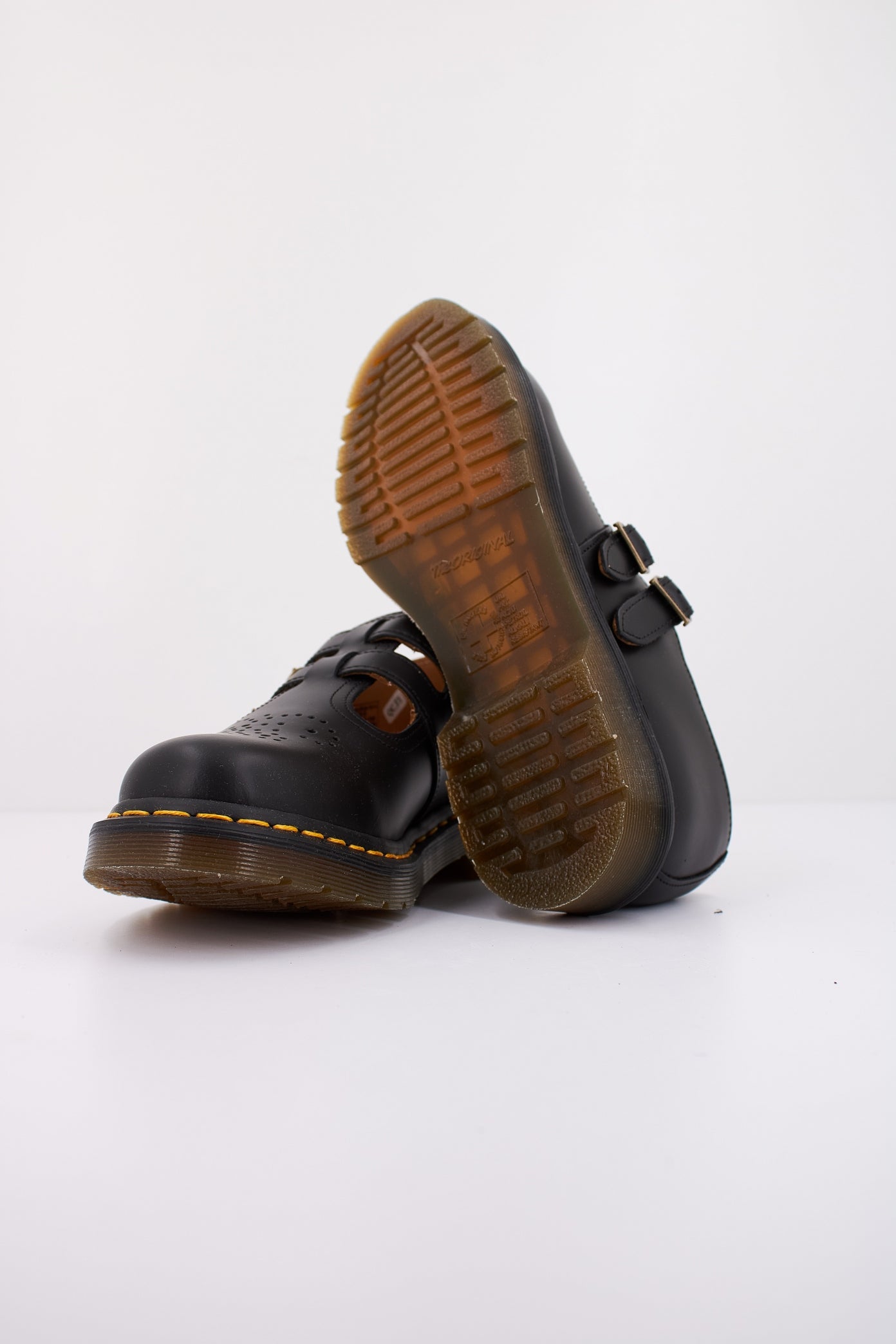 DR. MARTENS MARY JANE en color NEGRO (5)