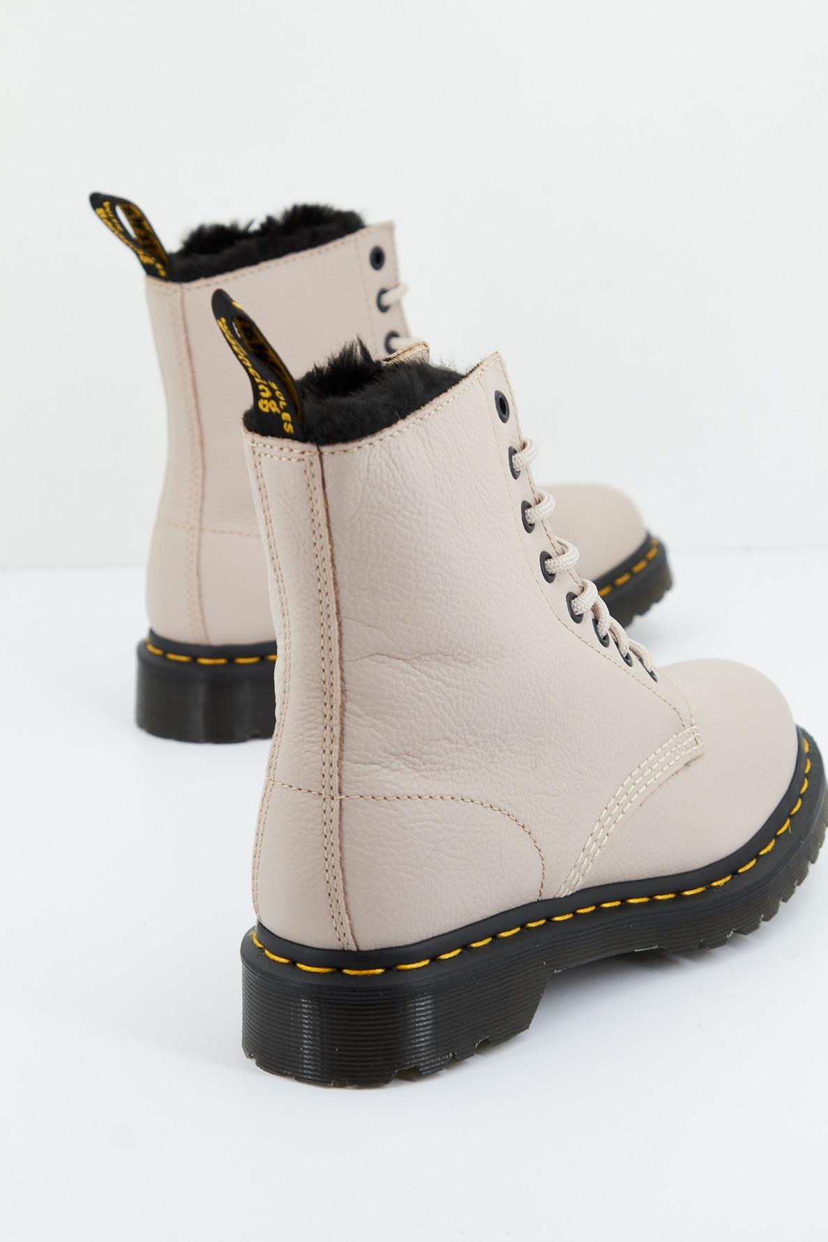 DR. MARTENS SERENA en color ROSA (3)