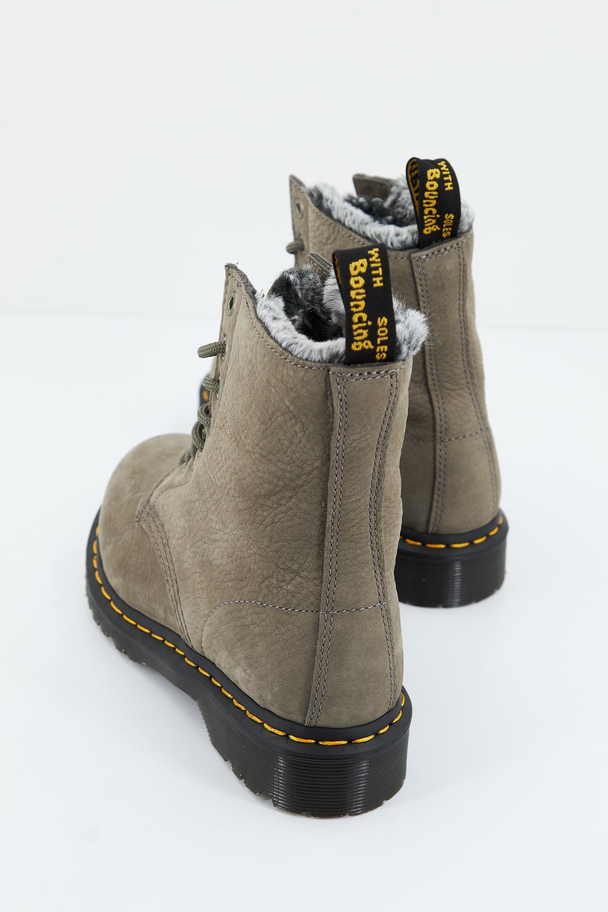 DR. MARTENS SERENA en color GRIS (3)