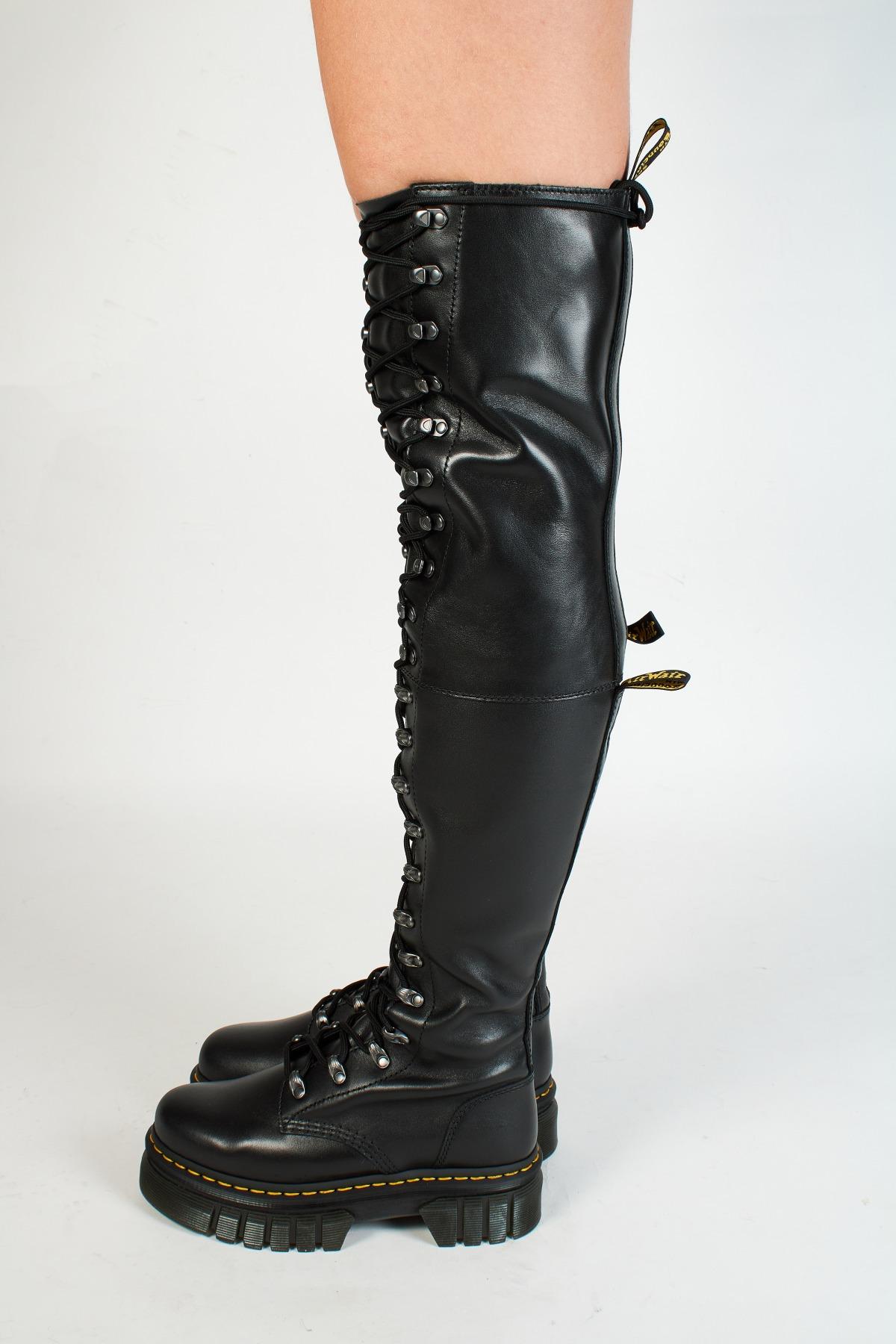 DR. MARTENS AUDRICK I XTRM LACE en color NEGRO (1)