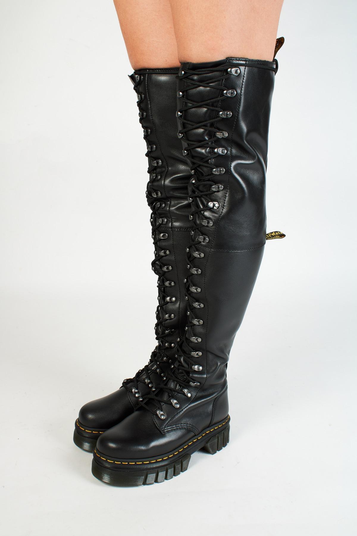 DR. MARTENS AUDRICK I XTRM LACE en color NEGRO (2)