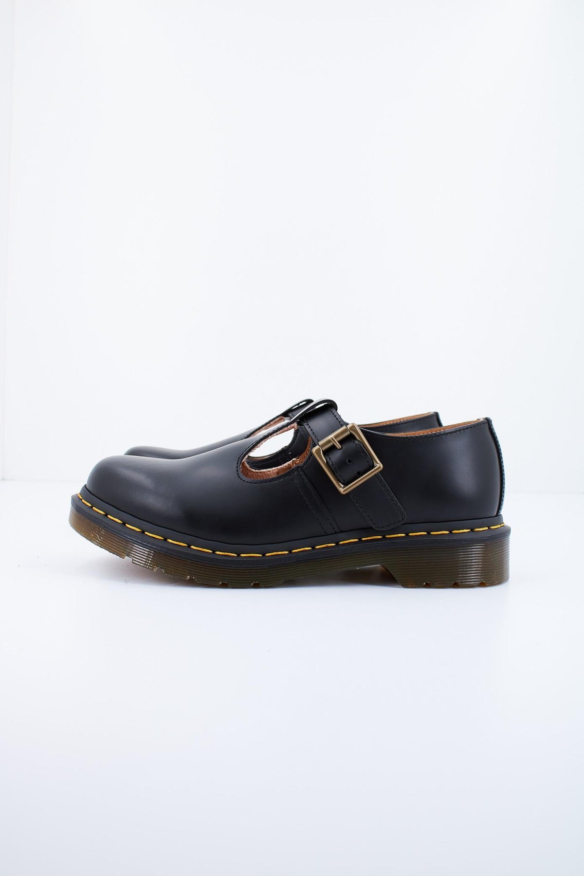 DR. MARTENS POLLEY en color NEGRO (1)