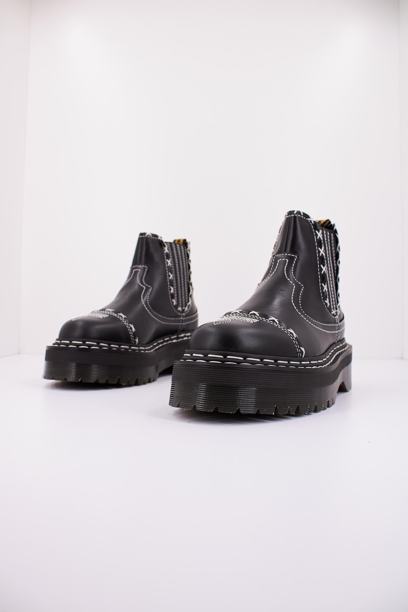 DR. MARTENS QUAD GA en color NEGRO (2)