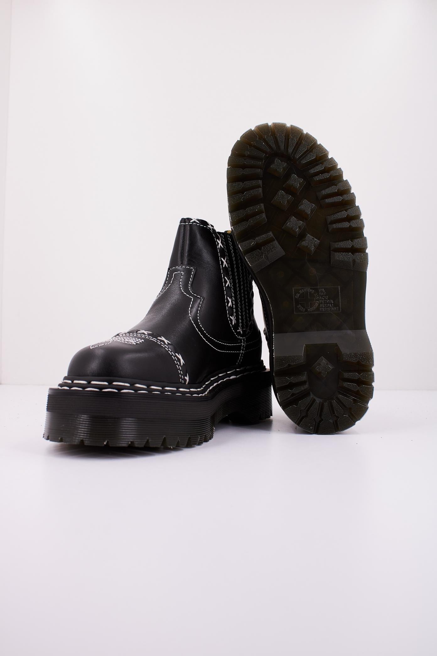 DR. MARTENS QUAD GA en color NEGRO (4)