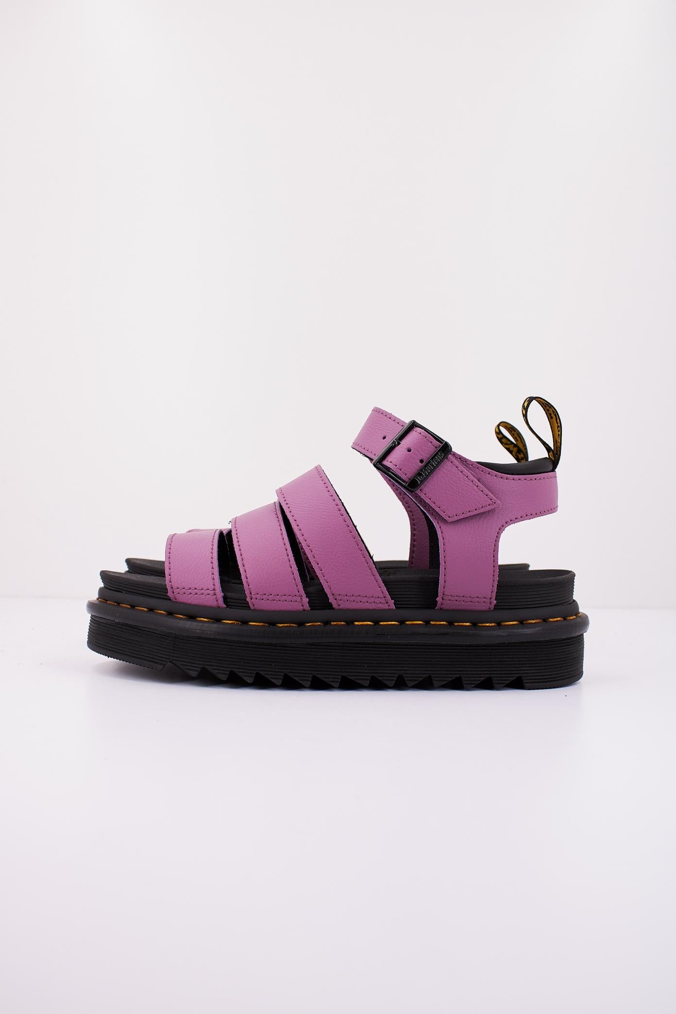 DR. MARTENS BLAIRE en color ROSA (1)