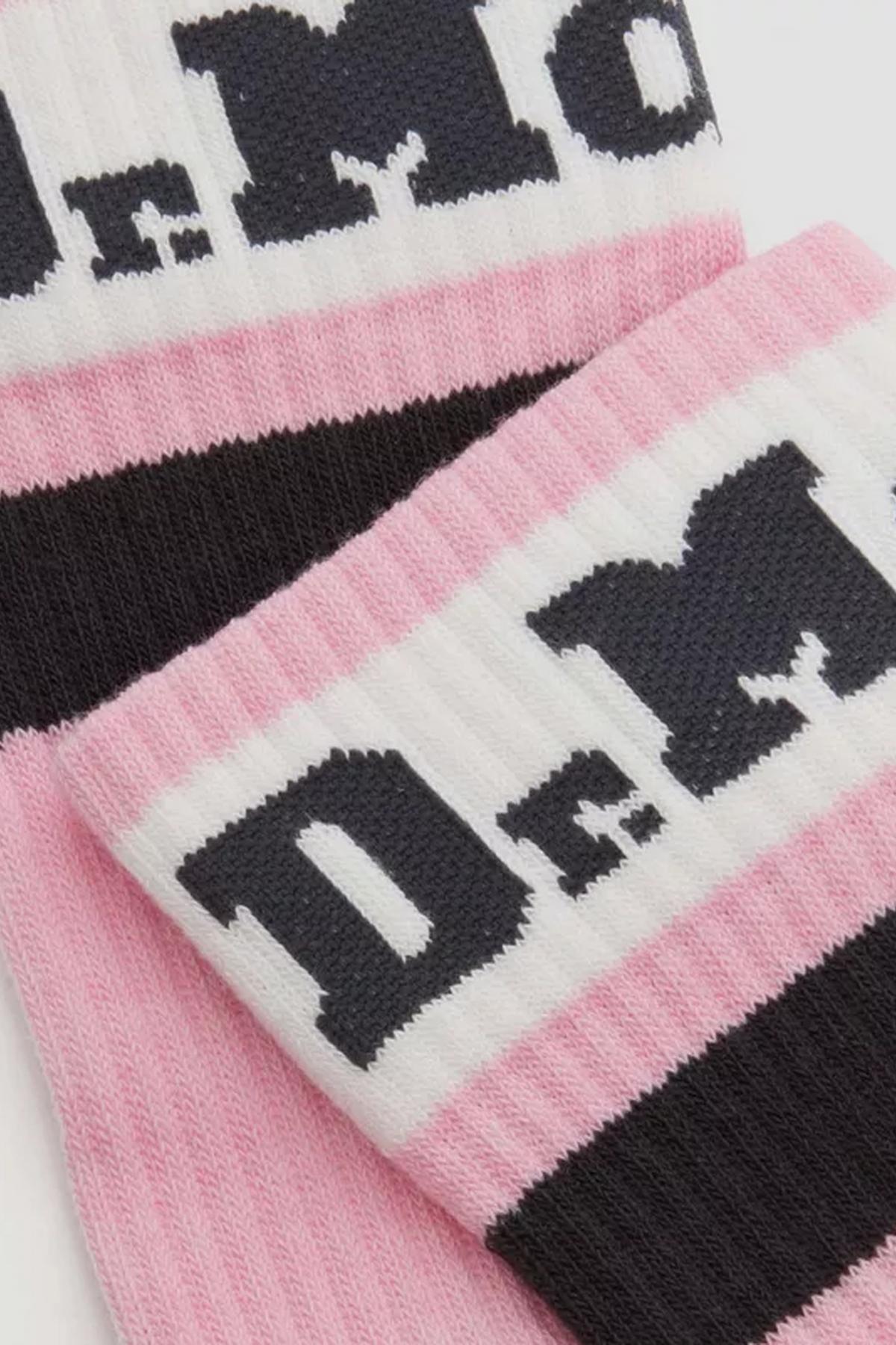 DR. MARTENS ATHLETIC LOGO SOCK en color ROSA (3)