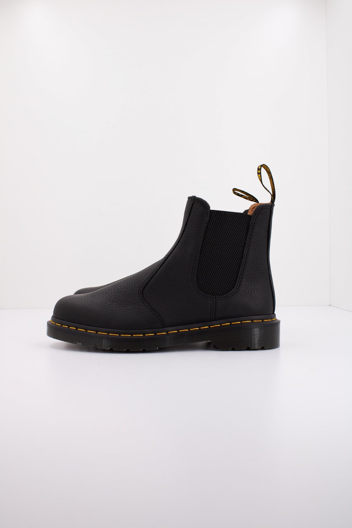 DR. MARTENS en color NEGRO (1)