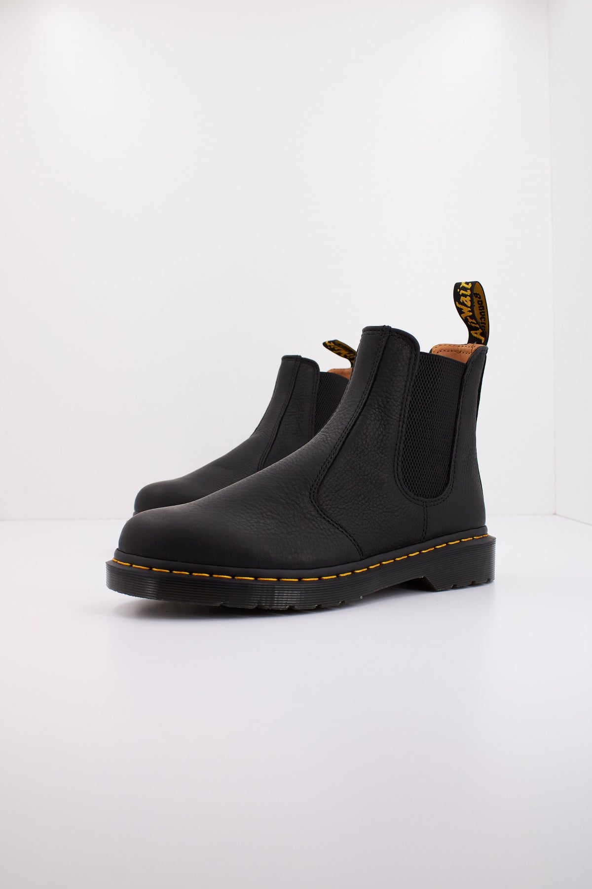 DR. MARTENS en color NEGRO (2)