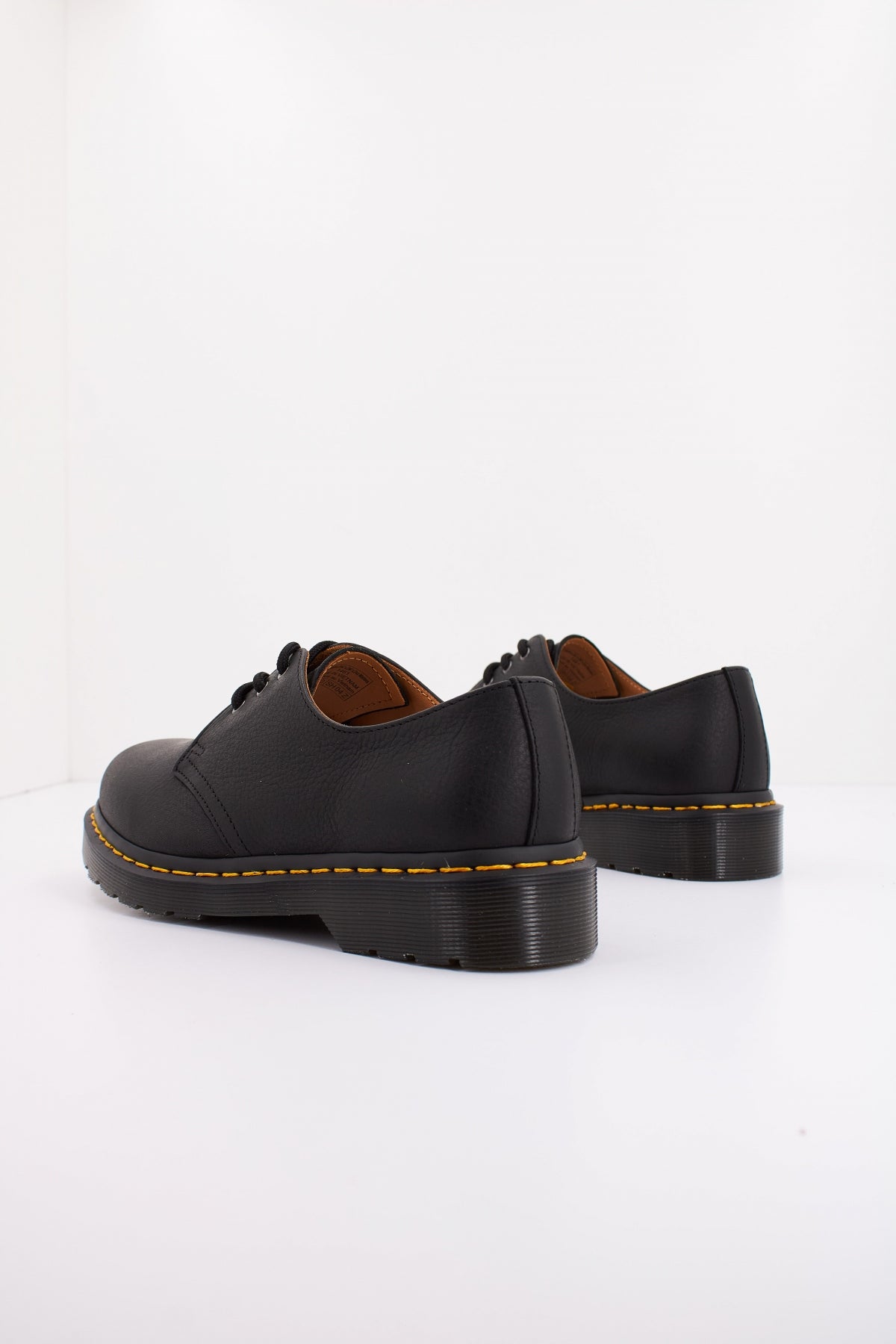 DR. MARTENS en color NEGRO (4)