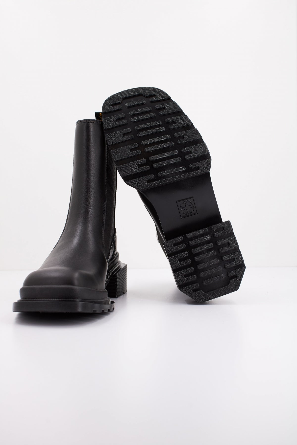 DR. MARTENS MAYBOLE CHELSEA en color NEGRO (5)