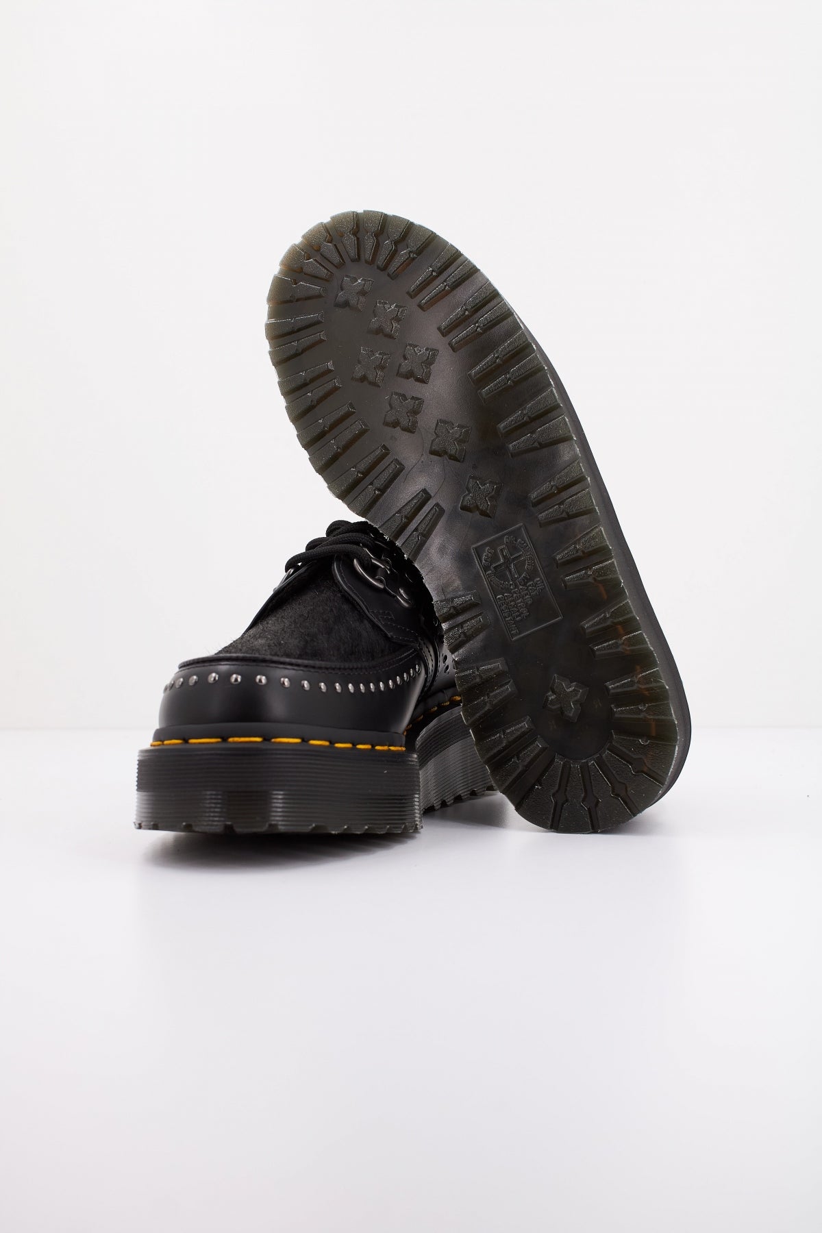 DR. MARTENS RAMSEY QUAD I en color NEGRO (5)