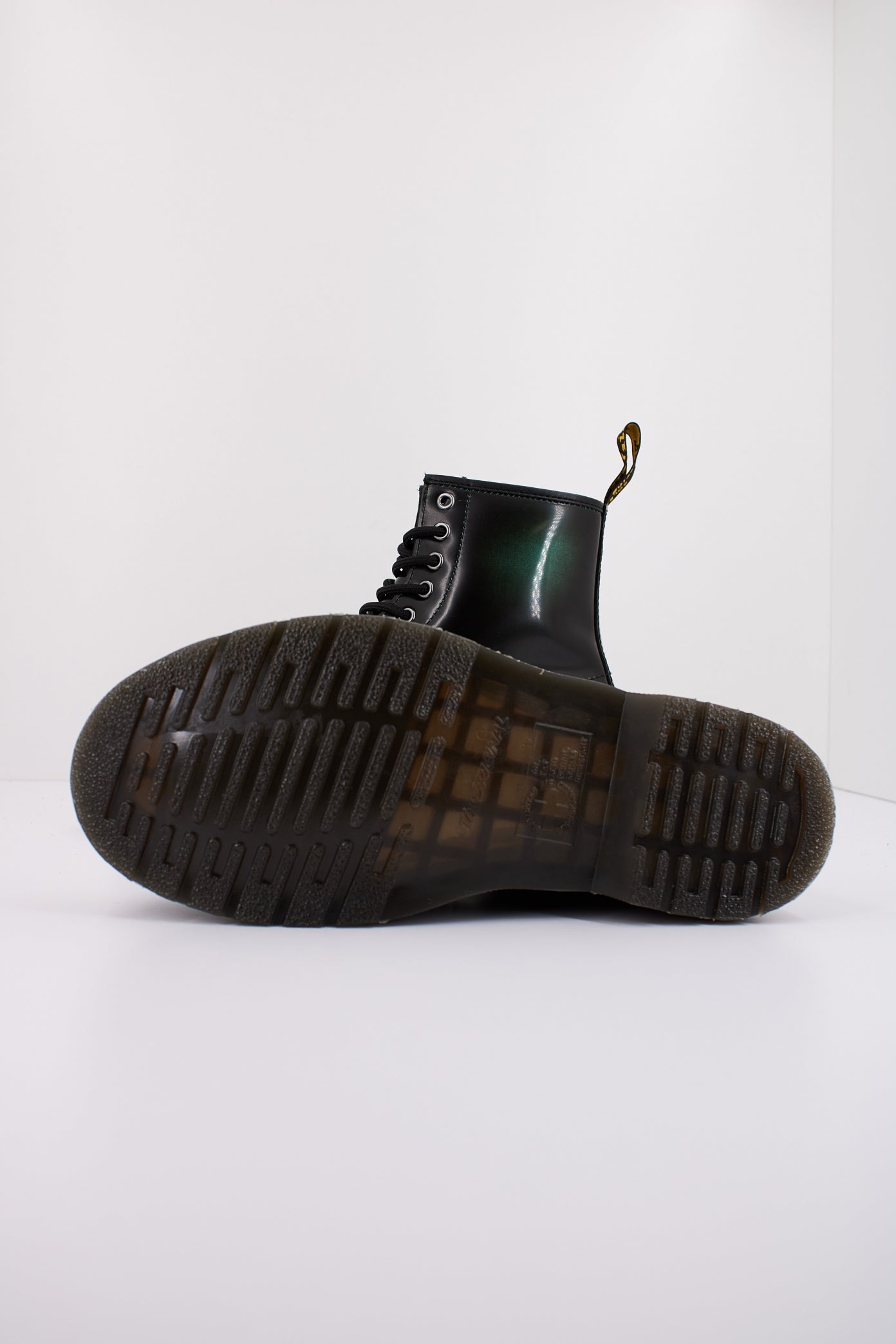 DR. MARTENS en color NEGRO (5)