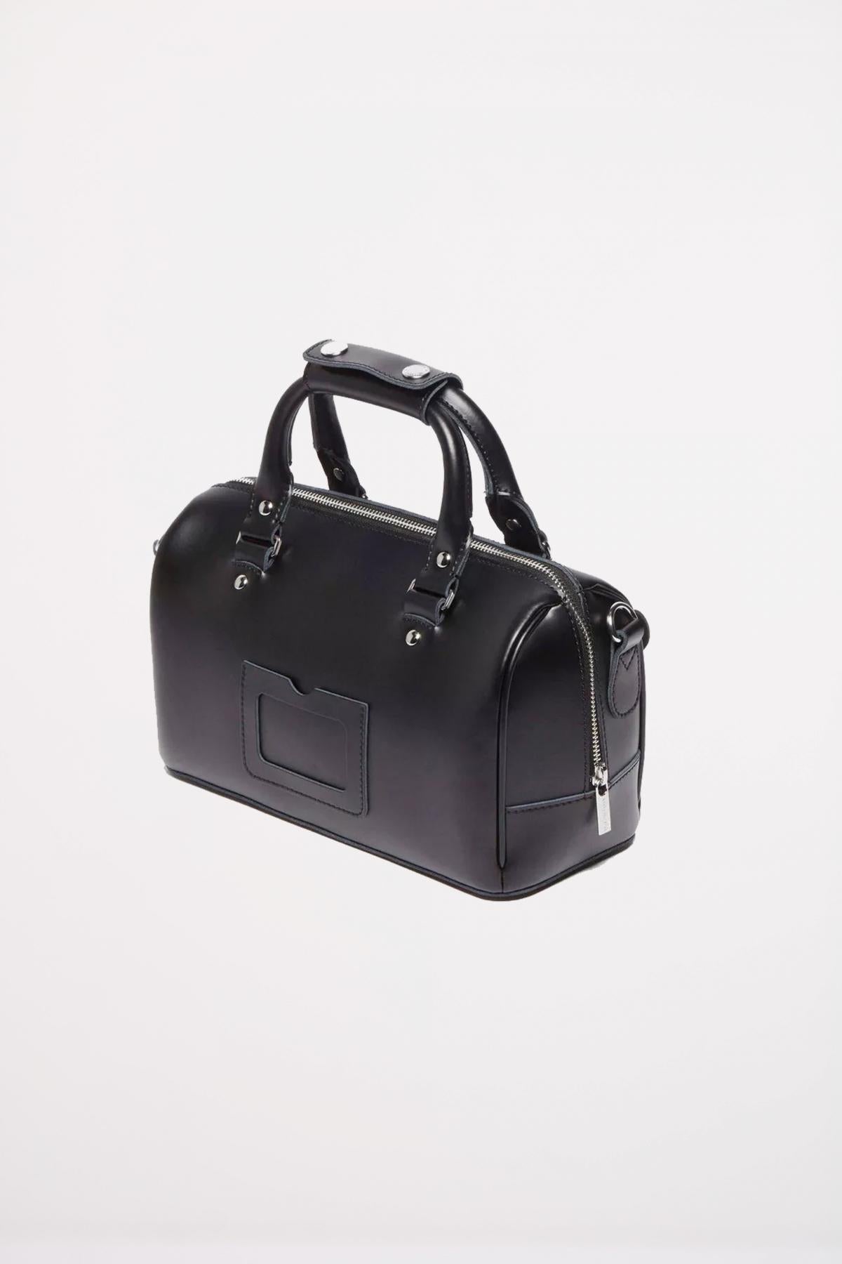 DR. MARTENS TOP HANDLE BAG en color NEGRO (3)